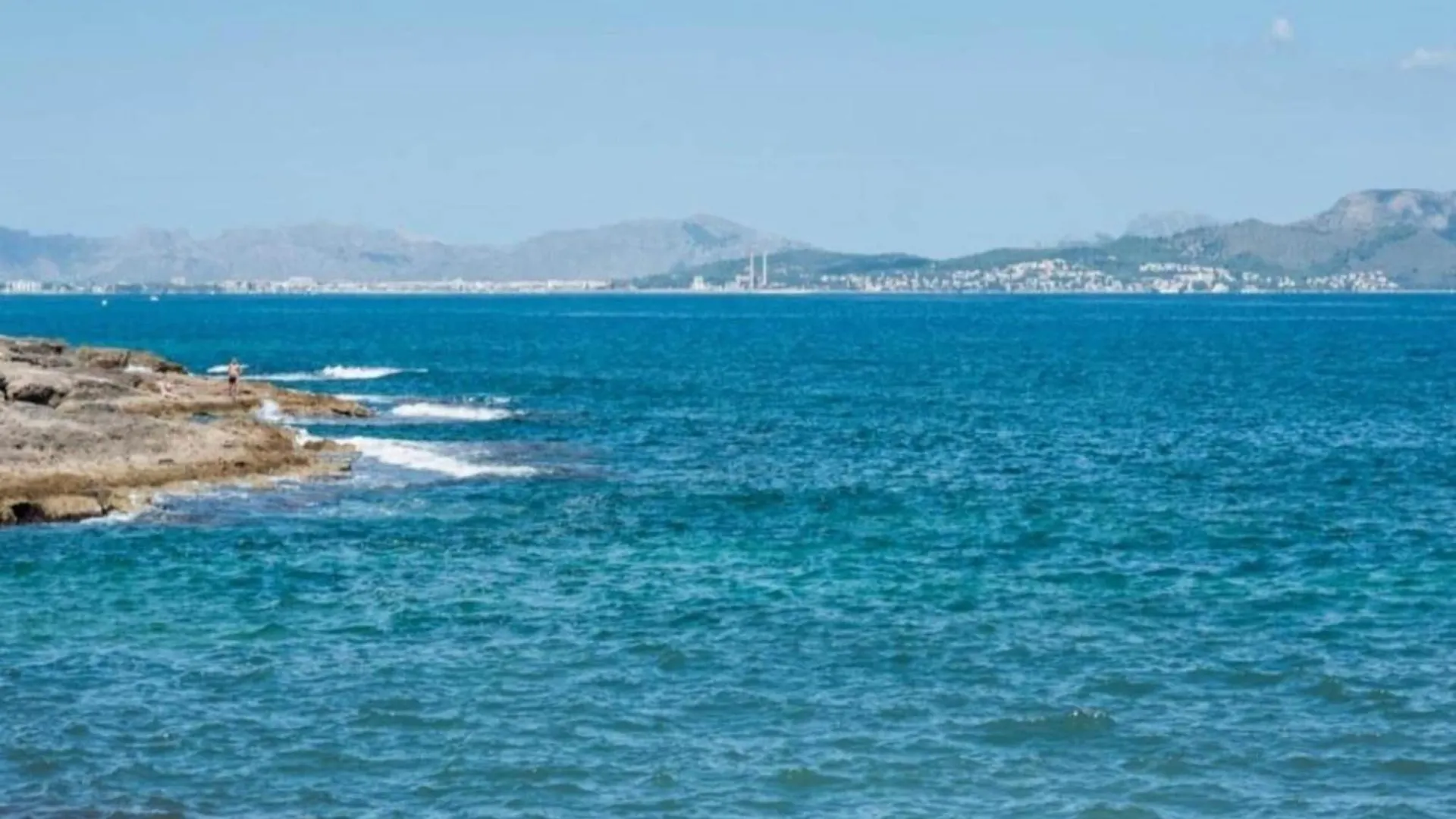 Holiday Home In Playa De Muro  플라야 데 뮤로